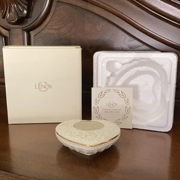 Lenox ⭐️ Forevermore Heart Tealight - Picture 2 of 6